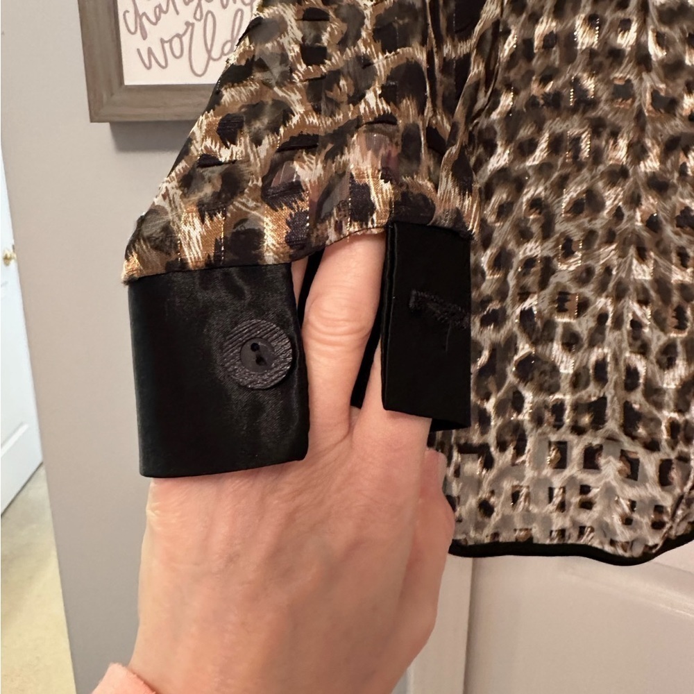 SAM Sheer Leopard Blouse - Picture 2 of 10